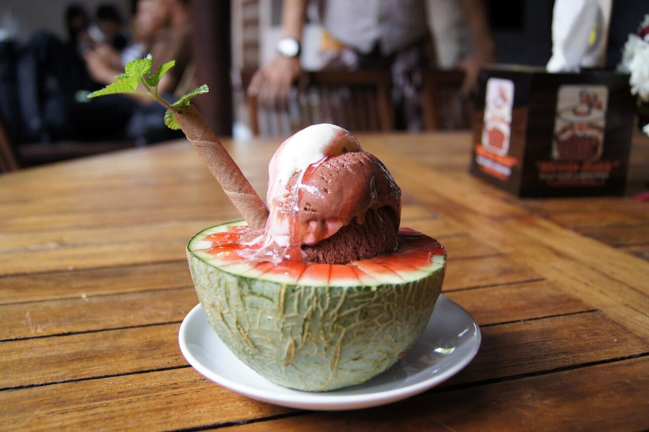 [Review Restoran] Inilah keunikan The House of Raminten di DIY!