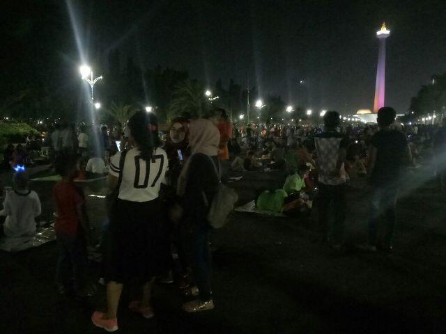 Jelang Puncak Malam Tahun Baru, Monas Terus Dibanjiri Pengunjung