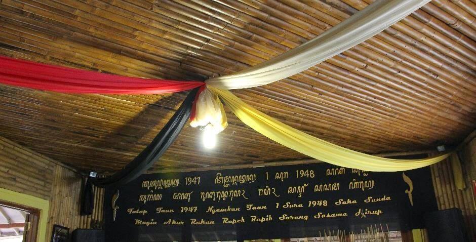 Kampung Cireundeu, Dikagumi Namun Didiskriminasi