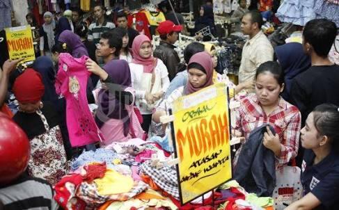 Suka Duka Menjadi Pramuniaga Di Supermarket
