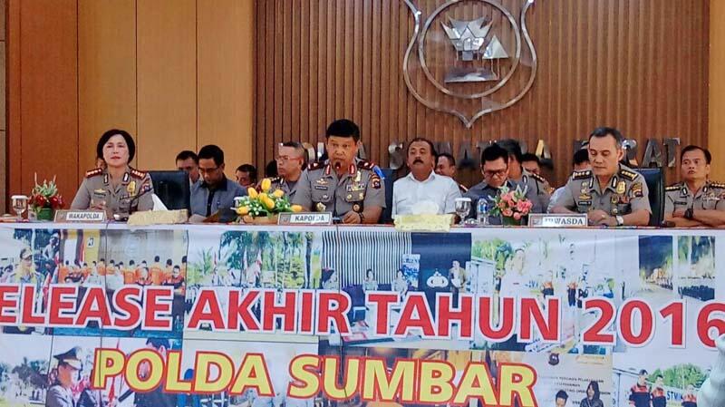 Pelepasan 1000 Lampion di Gunung Marapi Ditolak Polisi dan Netizen