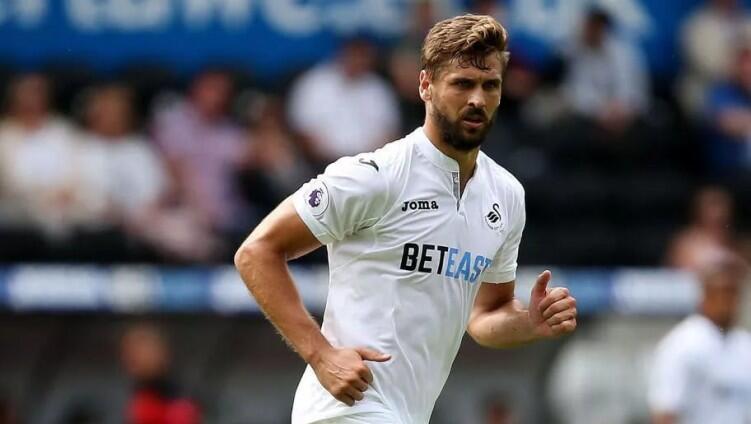 Antonio Conte Ingin Reuni dengan Striker Swansea