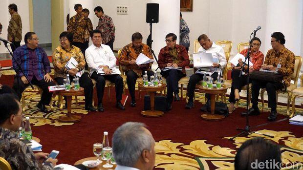 Kabar Gembira dari Jokowi untuk Para Menteri