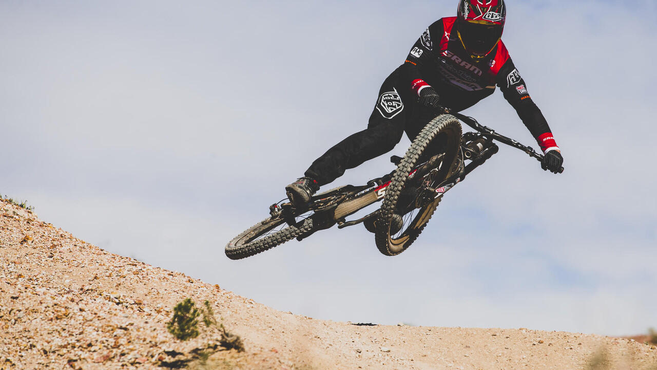 Luca Shaw Pindah dari Tim SRAM-TLD