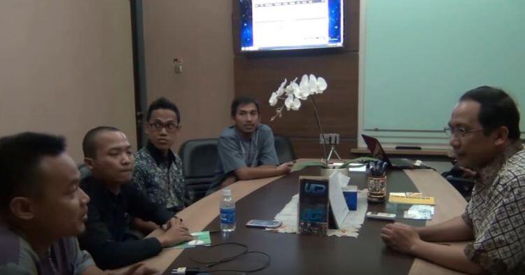 Para Flat Earth temui profesor di LAPAN minta bukti kalau Bumi itu bulat.