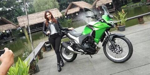 Versys-X 250 Laris Manis