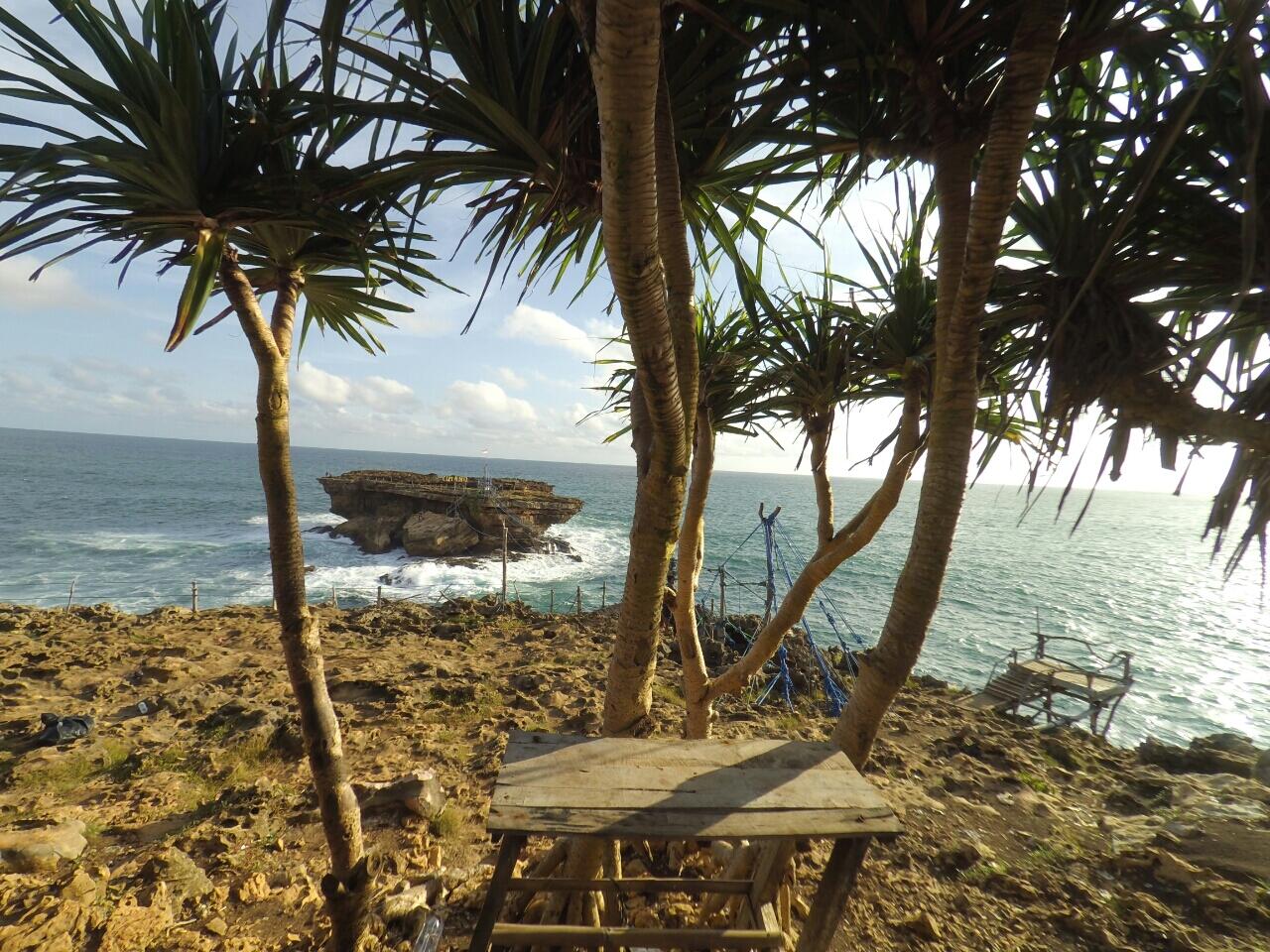 Pesona Pulau Timang , Gunung Kidul Yogyakarta
