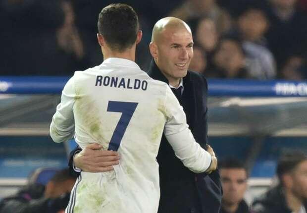 Zinedine Zidane: Cristiano Ronaldo Tidak Kecewa Dirotasi