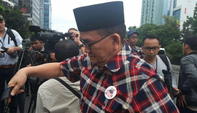 Ruhut: Polisi Harus Berani Tegas pada FPI