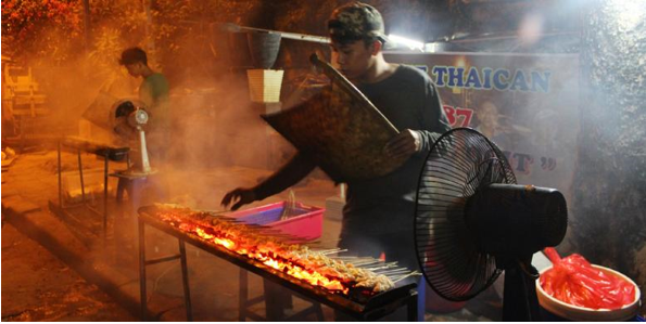 Hitsnya Sate Taichan