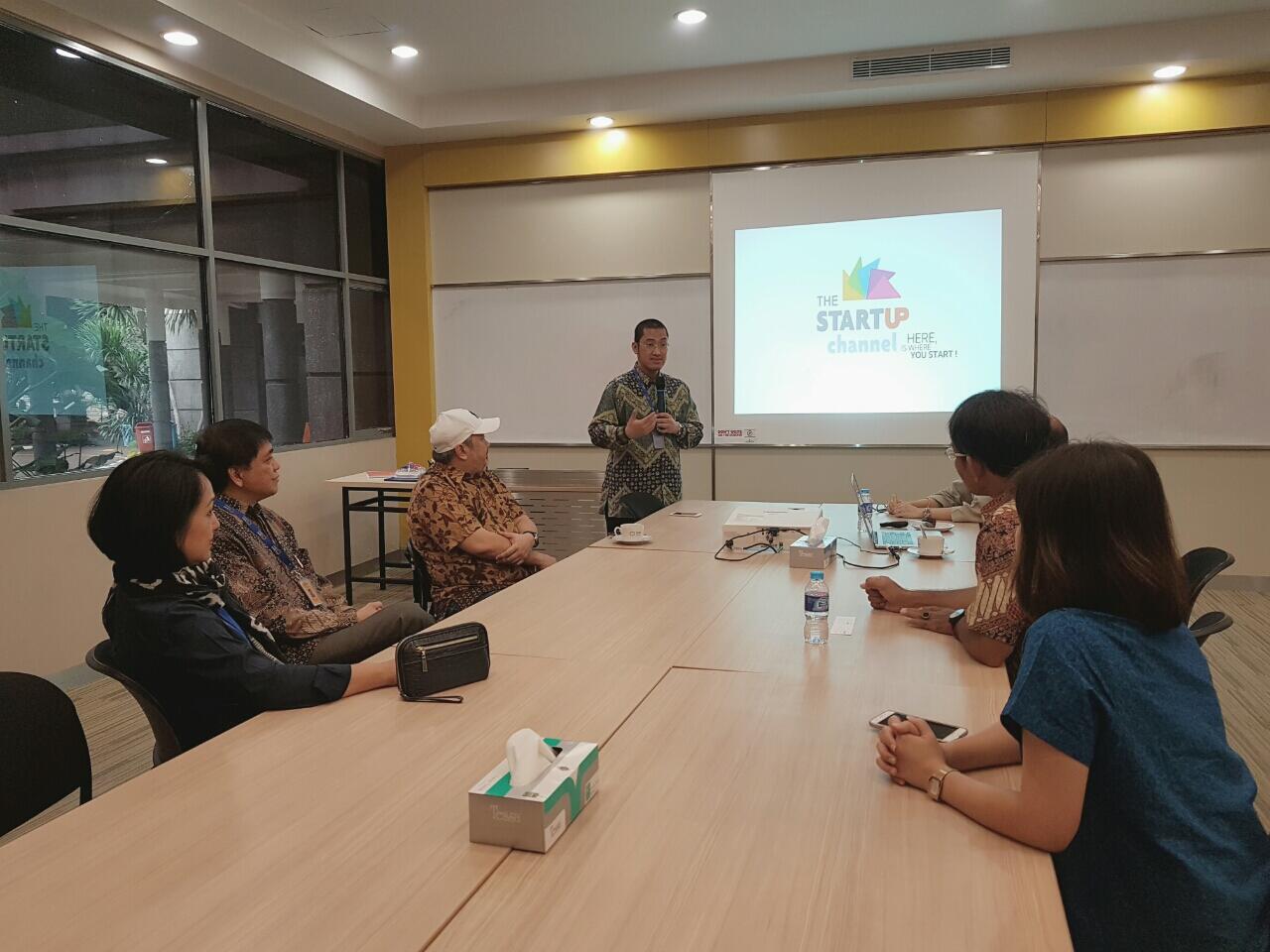 Tanda tangan MOU IPMI dengan u see tv EGM telkom untuk startup channel