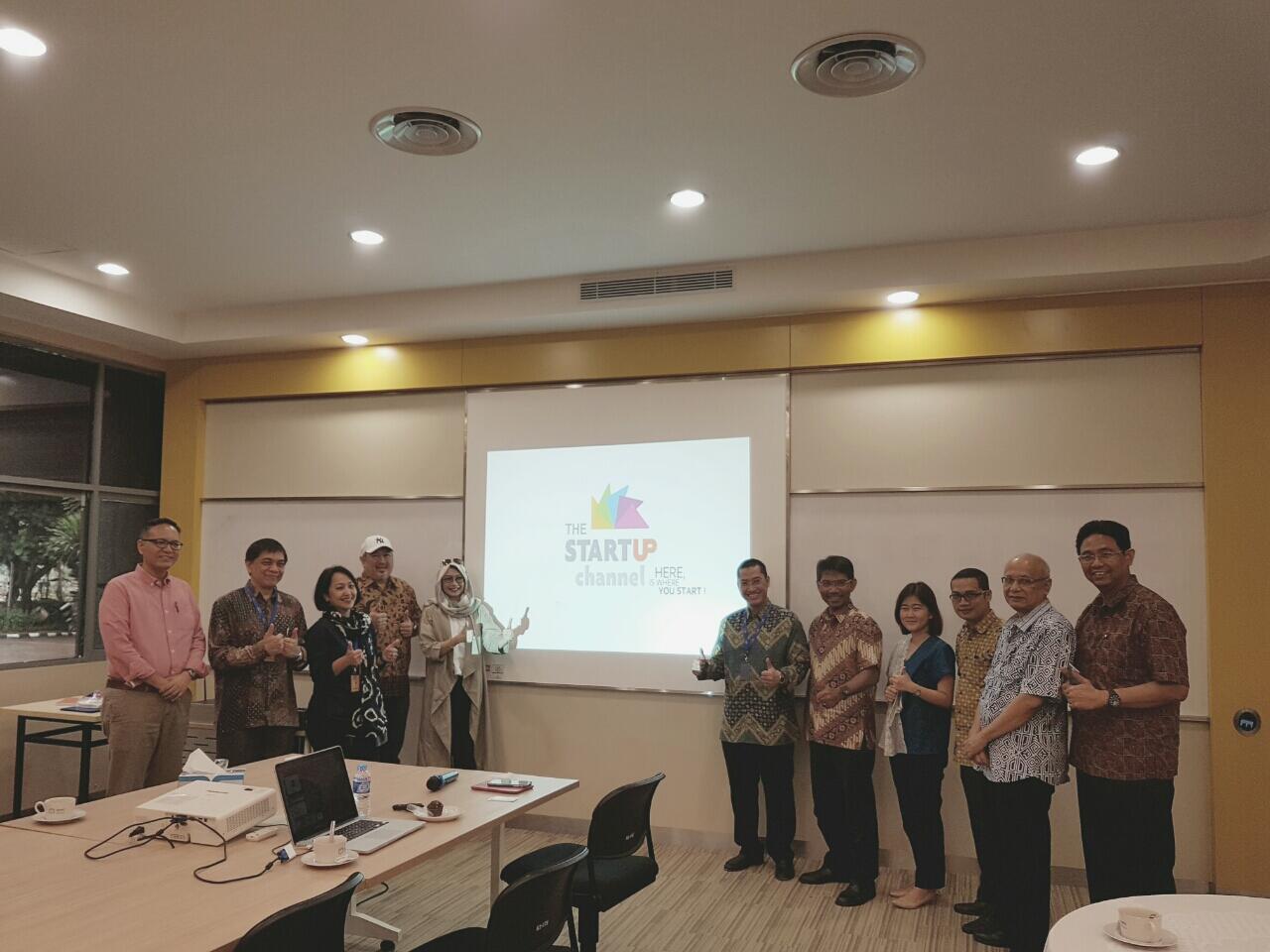 Tanda tangan MOU IPMI dengan u see tv EGM telkom untuk startup channel