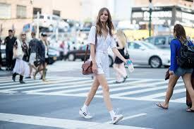 Tanpa Disadari, Hal-Hal Sepele Ini Bikin Kita Memiliki Pola Hidup Konsumtif, Gan! 