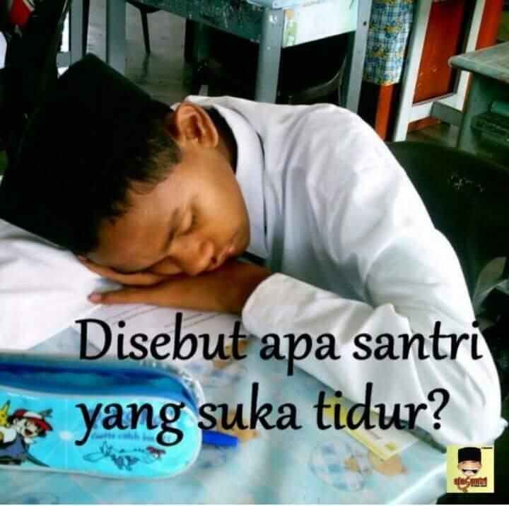 30 Meme kebiasaan santri ini dijamin bikin agan ketawa nggak berhenti 