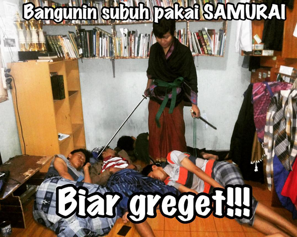 30 Meme kebiasaan santri ini dijamin bikin agan ketawa nggak berhenti 