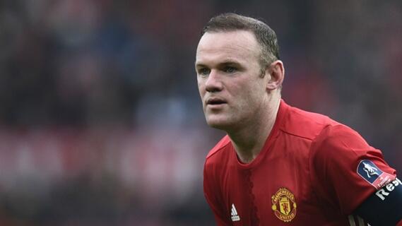 Puja-puji Smalling untuk Wayne Rooney