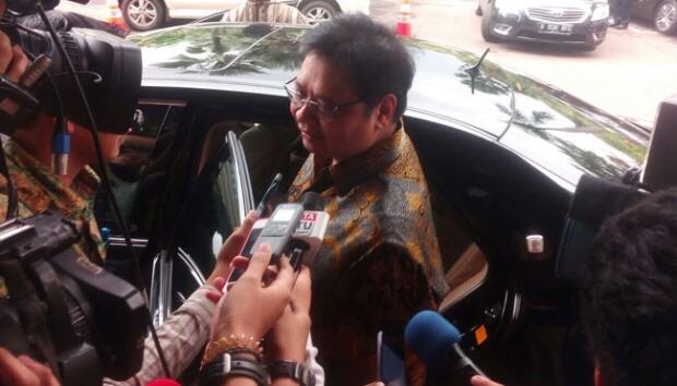 Menteri Airlangga Beri Sinyal Pabrik Semen Rembang Berlanjut