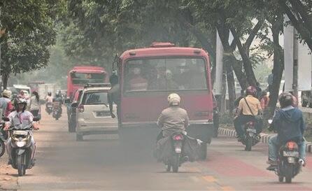 5 Hal Mengesalkan yang Cuman Dialami Pengendara Motor