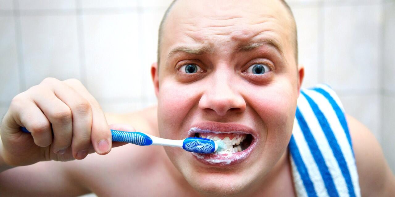 10 Kebiasaan Jorok di Kamar Mandi Ini Ternyata Dilakukan Semua Orang!