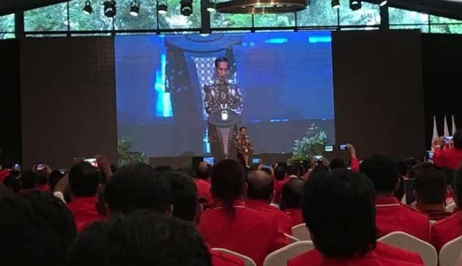 Pidato di HUT PKPI, Jokowi Singgung Harga BBM