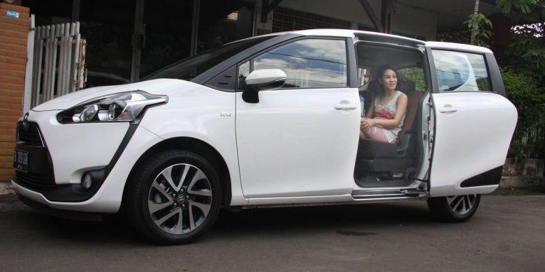 Bingung Cari Gigi Mundur Toyota Sienta? Ini Caranya Gan