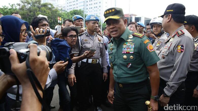 Purnawirawan Jadi Tersangka Makar, Panglima: Mereka Bukan TNI