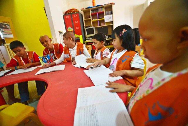 Ternyata gak cuma orang dewasa, anak kecil juga bisa terkena penyakit kanker