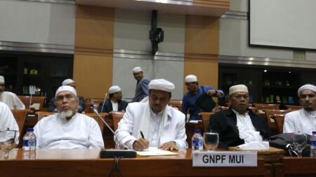 Rizieq Membantah Tudingan Kapolda Jabar