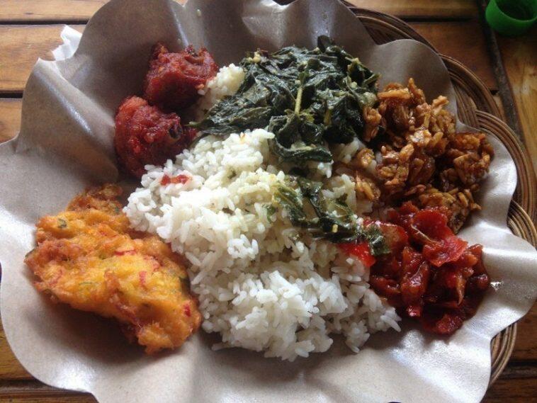 5 Kebiasaan Unik Orang Indonesia, Pasti Agan Pernah Melakukannya