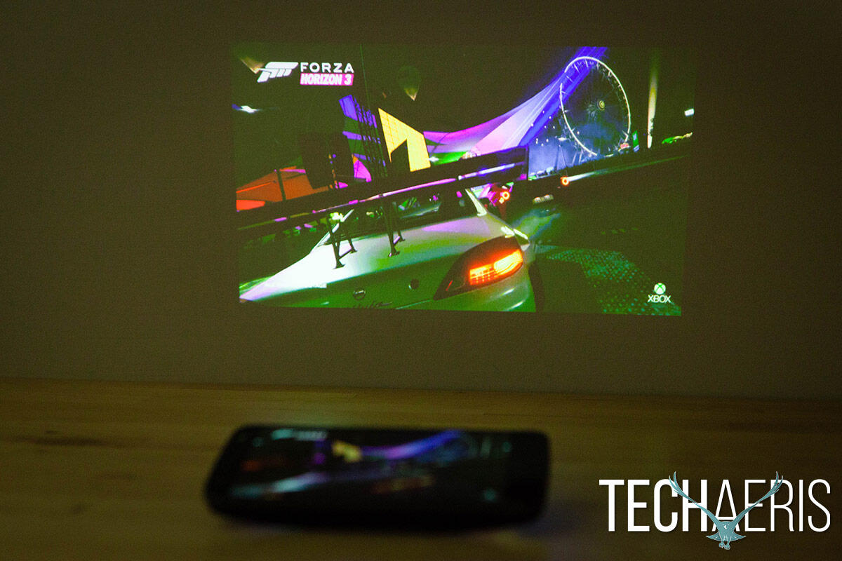 &#91;GREGETZ&#93; Nobar &amp; Presentasi Semakin Seru Dengan Insta-Share Projector Mod Moto Z!