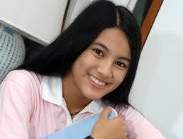 10 selebriti indonesia yang Pintar dan mempunyai pendidikan tinggi