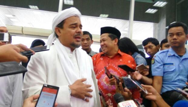 Pengamat Politik: Jadi Tersangka, Rizieq Bakal Tamat