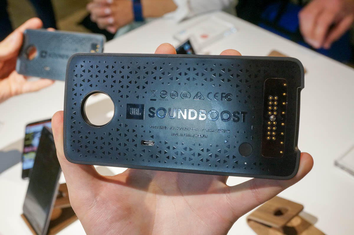 &#91;GREGETZ&#93; Ngampus Lebih Asyik dengan Motorola Moto Z