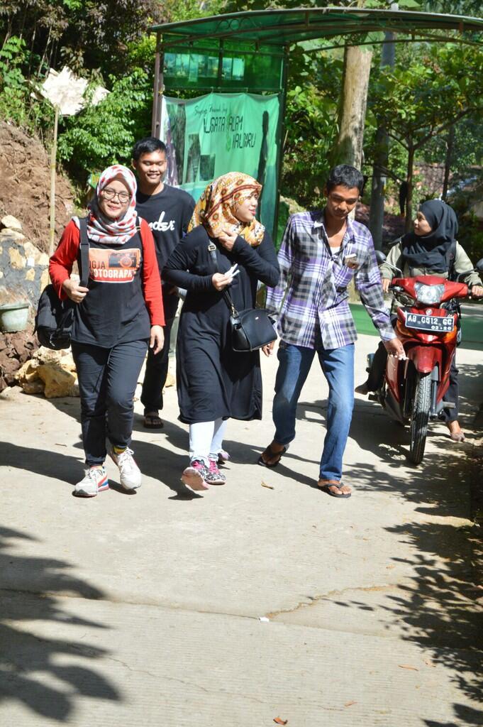 pesona wisata alam Kalibiru di Kulon Progo , Yogyakarta