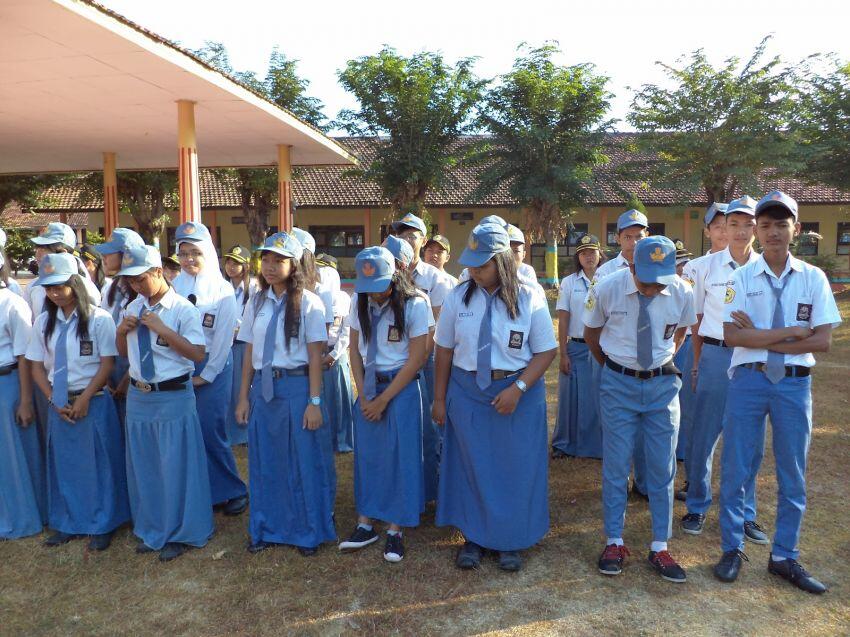 Bernostal-GILA Ke Jaman SMA Yuk Guys!!!