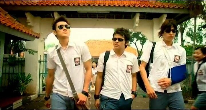 Bernostal-GILA Ke Jaman SMA Yuk Guys!!!