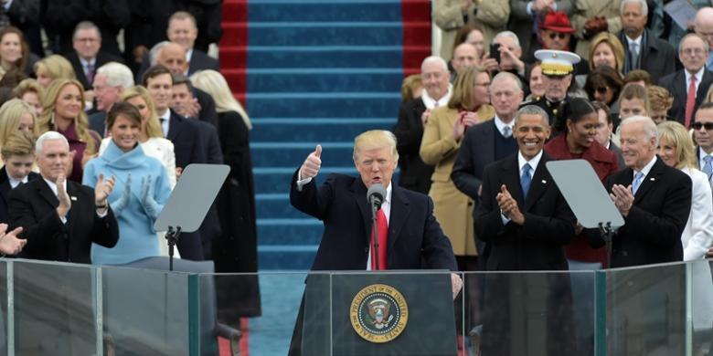 Donald Trump Resmi Dilantik Menjadi Presiden AS ke-45