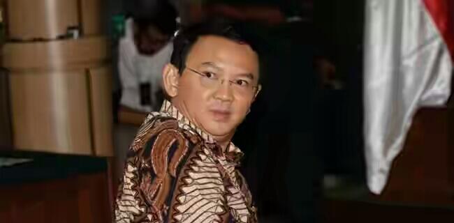 Kok Ahok Bisa Menang di Survei Pas Terbelit Penistaan Agama?