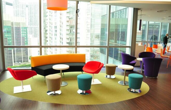 12 Inspirasi Desain Interior Kantor Penuh Warna (butuh inspirasi design masuk)