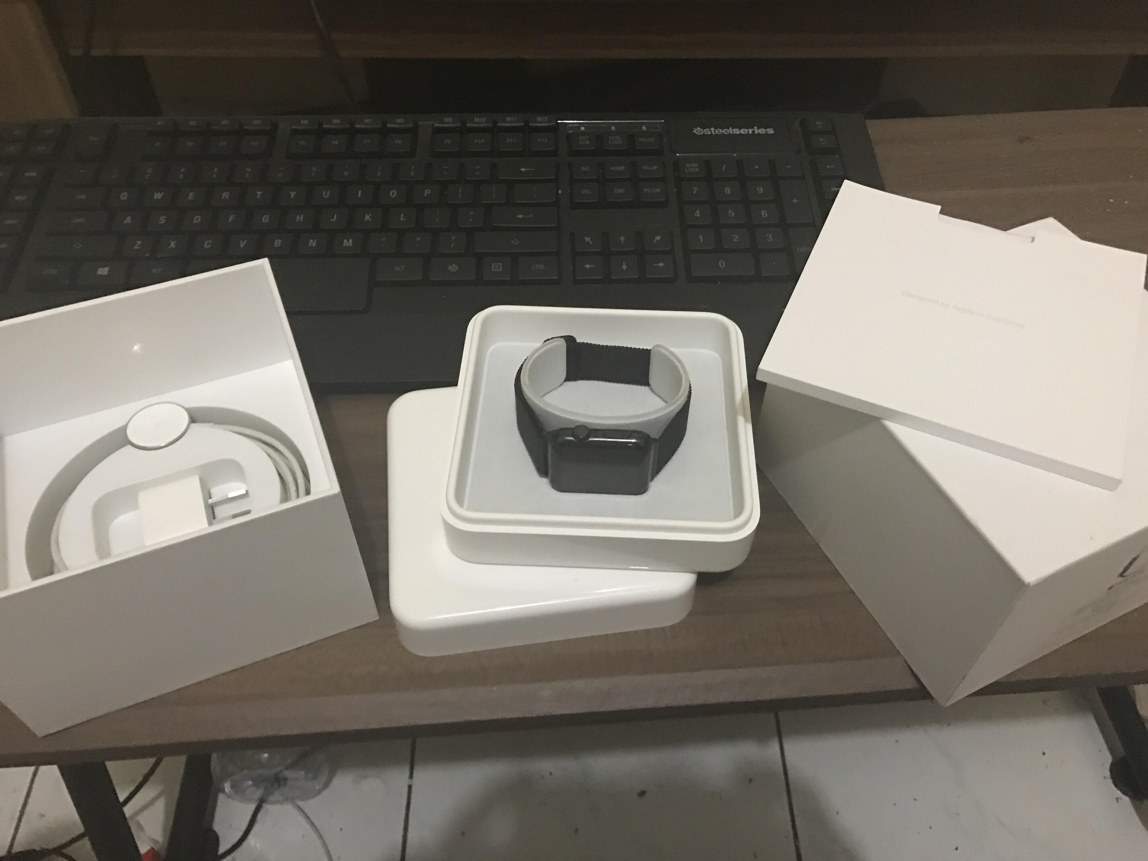 Apple Watch 42mm Black Stainless Steel with millanese strap