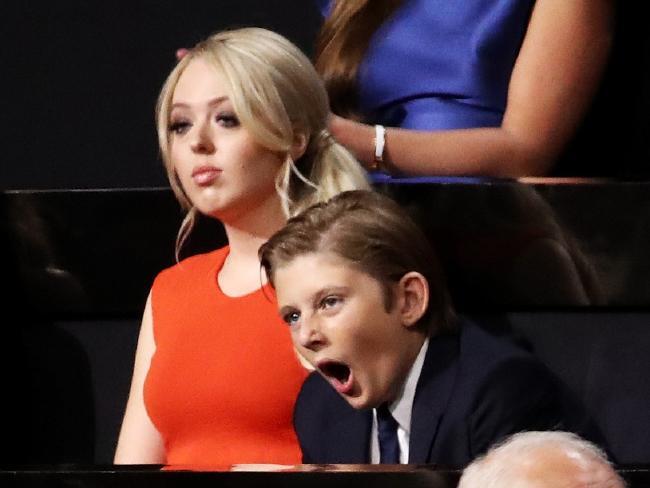 5 Momen Lucu Anak Donald Trump Saat Pidato dan Inagurasi