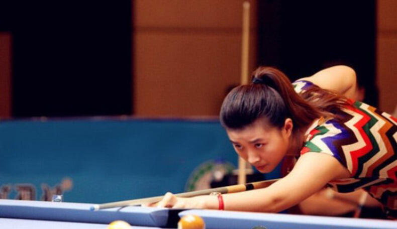 Apa pendapat Agan tentang Pemain Billiard Wanita ini?