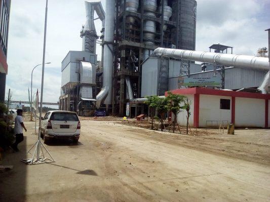 Semen Rembang Ditutup, Warga Menjerit