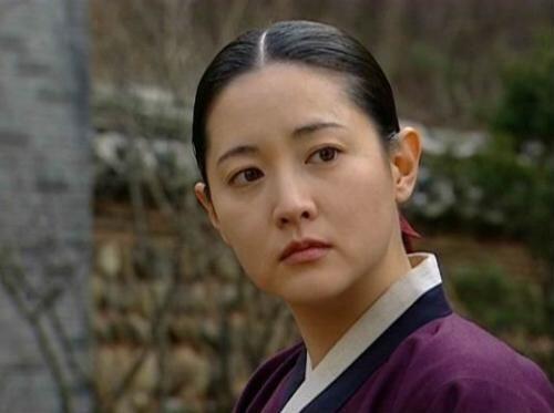 Kisah: Kim Jeom-Dong, Tabib Wanita Pertama yang Hilang dari Sejarah Korea