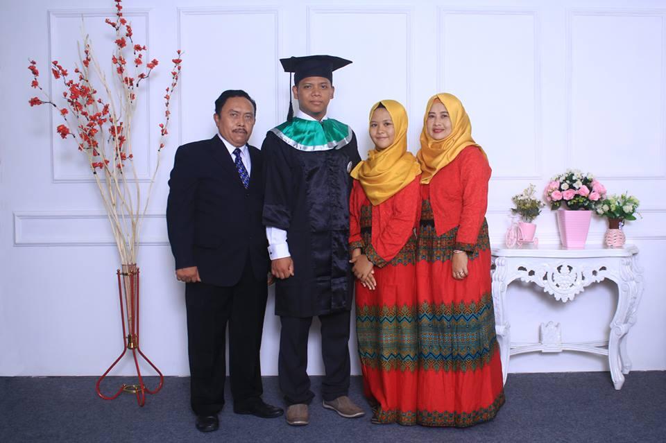 Krent Studio Foto Pertama dan Terbesar di Brebes