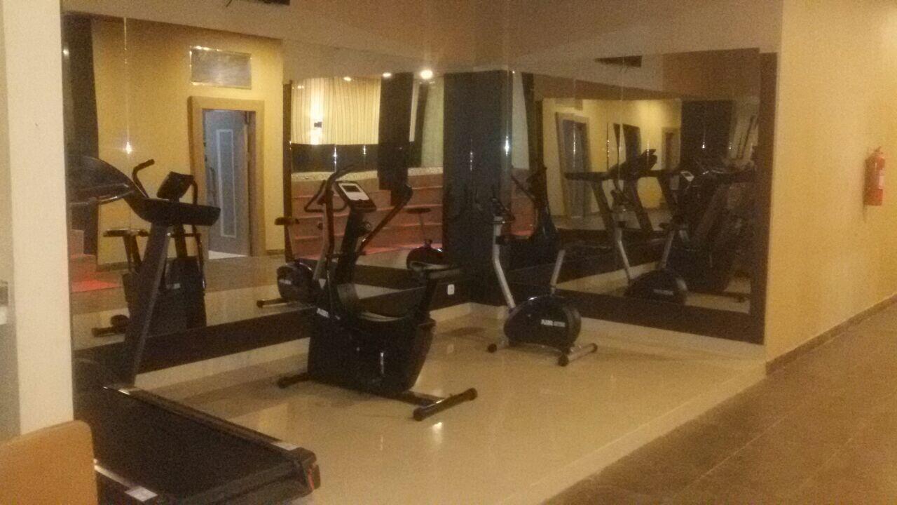 LIDO'S Hotel Spa &amp; Sauna Cikarang