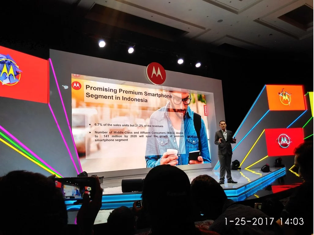 &#91;Field Report&#93; Lenovo Resmi Luncurkan Moto Z &amp; Moto Z Play