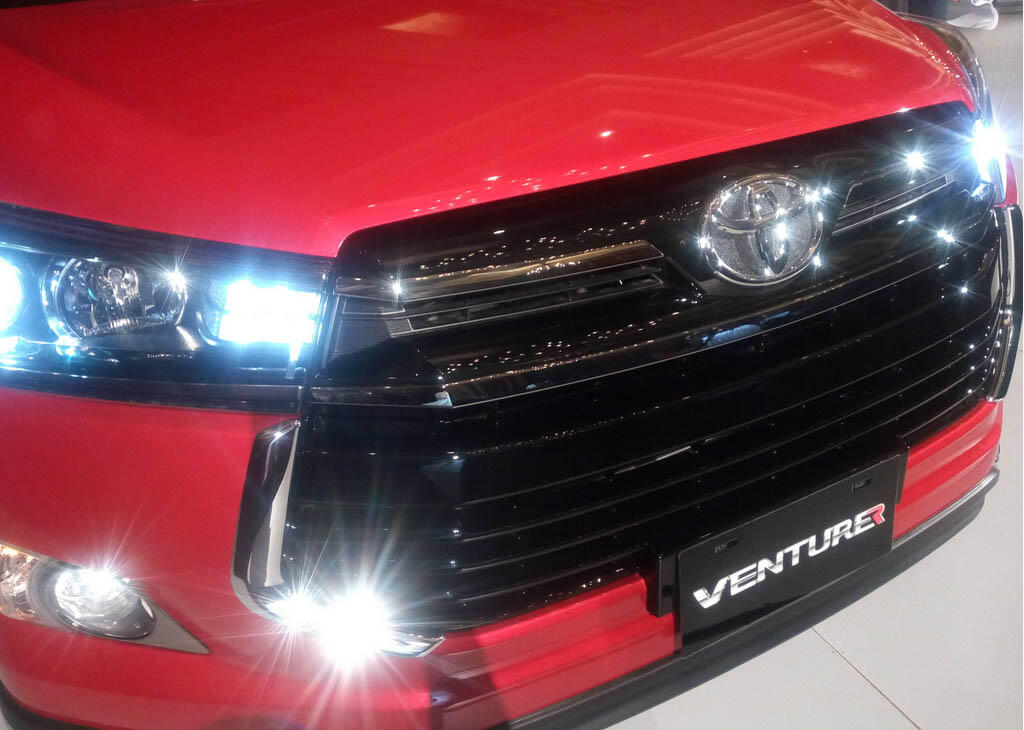 SEDIKIT CERITA TENTANG INNOVA VENTURER