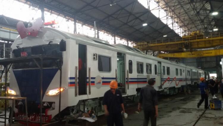 Rail Clinic, Kereta Layanan Medis Keliling Gratis Terobosan PT. KAI