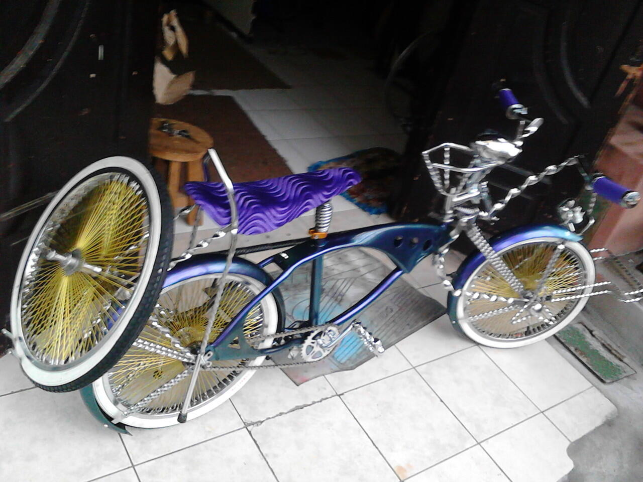 Terjual Perakitan Sparepart Sepeda  Fixie  Lowrider grosir 